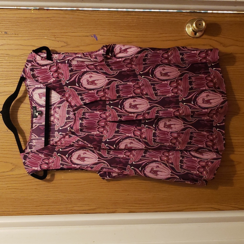 Burgundy Floral Patterned Women's Top